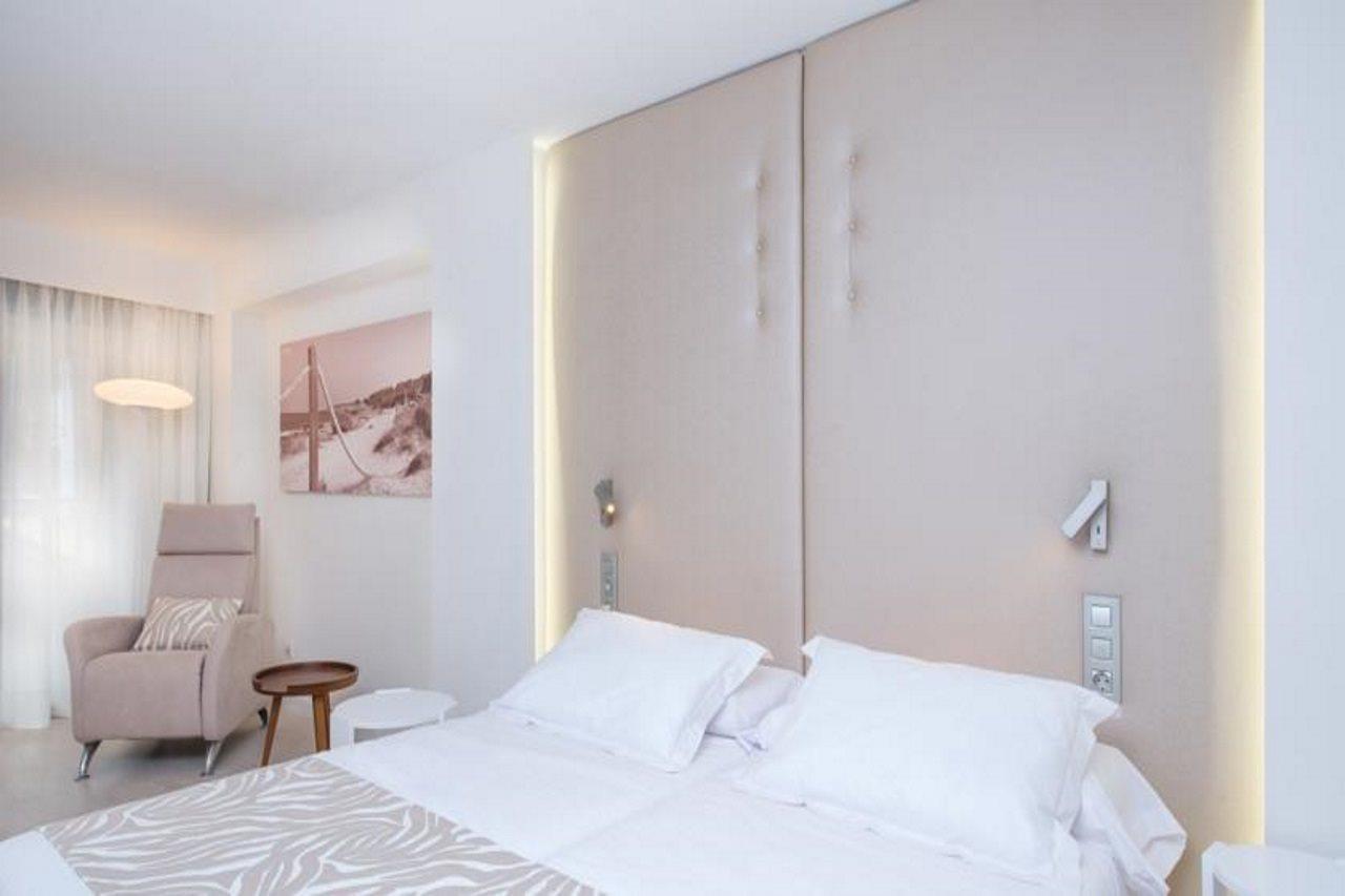 Iberostar Waves Cala Millor - Adults Only Hotel Ngoại thất bức ảnh